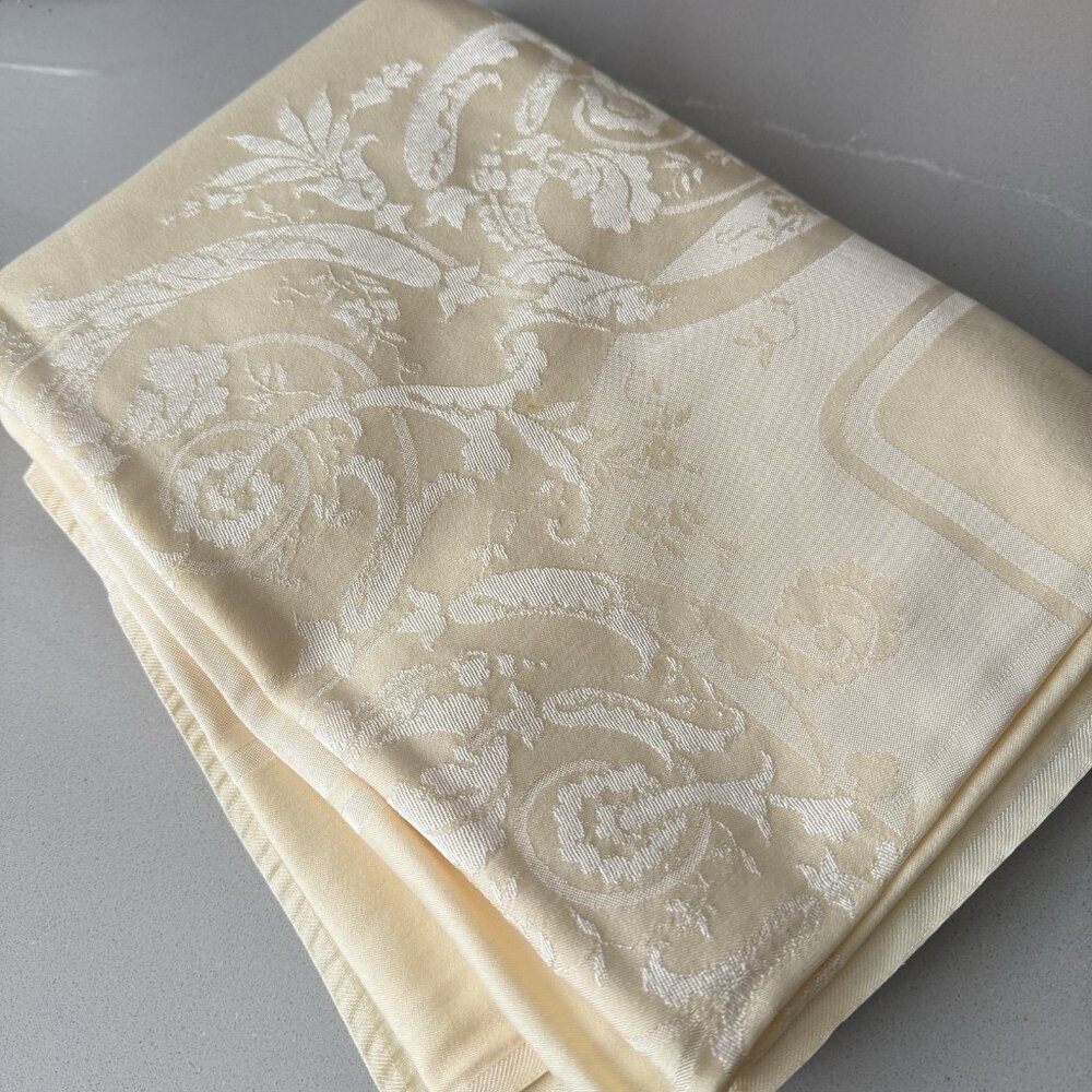 Vintage Damask Tablecloth Pale Yellow Floral With Plain Border 77x55” Rectangle